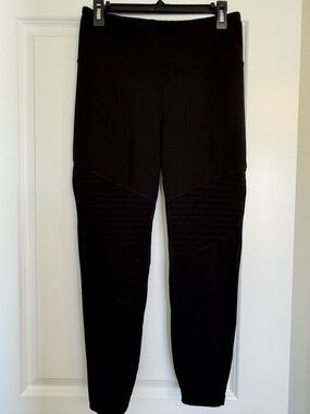 Old Navy Black Ribbed-Panel Leggings